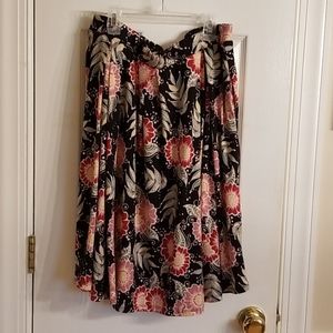 Gorgeous lularoe skirt.. brand new..no tags